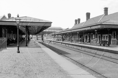 Railway Station Platform, Bournemouth in Dorset c1900s