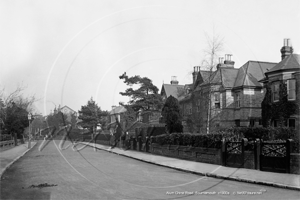 Alum Chine Road, Bournemouth in Dorset c1900s