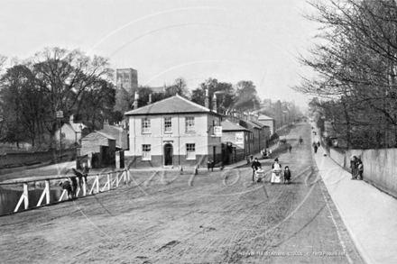 Picture of Herts - St Albans, Holywell Hill c1900s - N4620