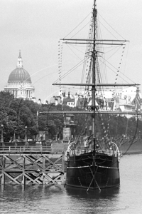 Victoria Embankment in London c1930s