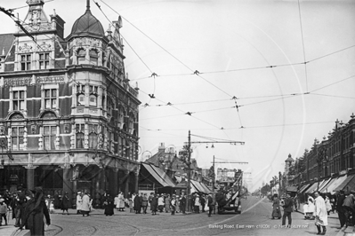 Barking Road, Eastham in East London c1920s