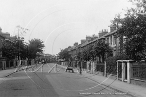 Devonport Road, Shepherds Bush in West London c1930s