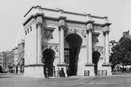 Marble Arch in Central London c1900s