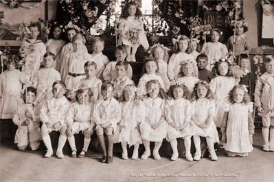 Bridge School, May Day Festival,  Wealdstone in Middlesex c1910s