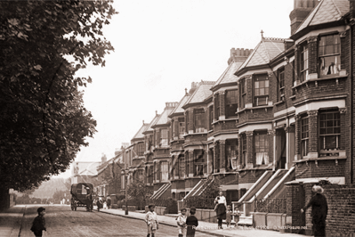 Rylett Crescent, Shepherds Bush in West London c1910s