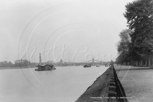 Chelsea Bridge, Chelsea in London c1920s